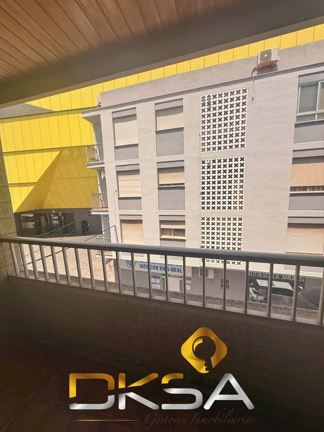 111 m2, 4 habitaciones y terraza comunitaria en un edificio familiar de Vila-real — 14