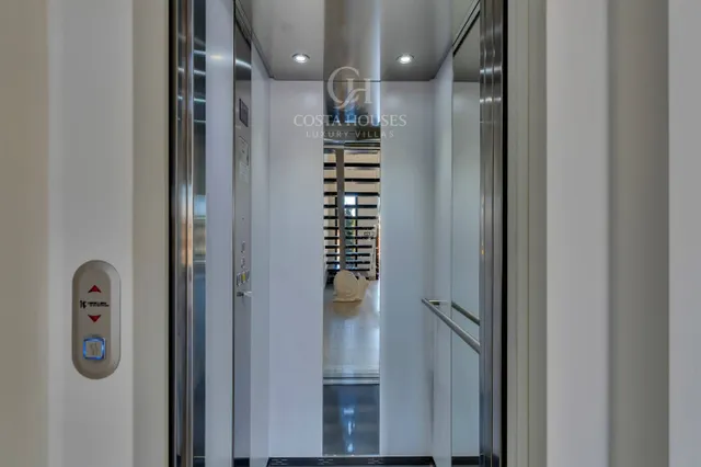 Villa vitalis · arquitectura, luz y bienestar privado frente al montgo javea — 31