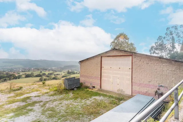 4 Naves, 21.000 m2 de Finca y Casa de 5 habitaciones en Serín, Gijón — 13