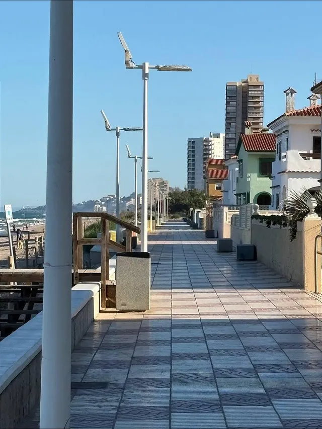 Chalet pareado con vistas al mar en Playa del Rey: un hogar junto al Mediterráneo para todo el año — 44