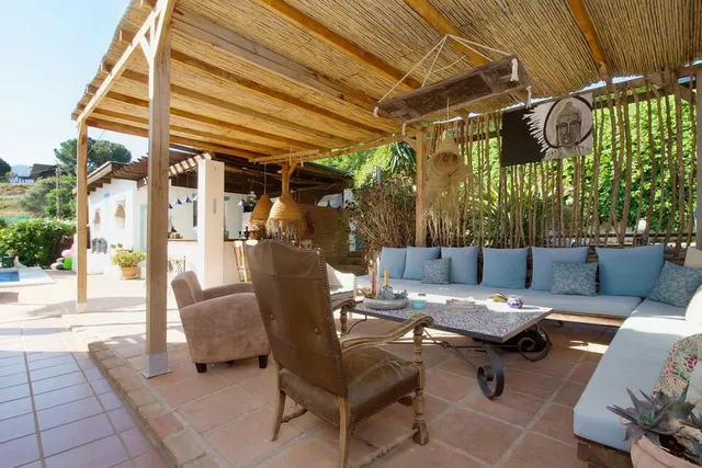 Chalet 4 habitaciones 263m² en venta - Costa del Sol — 39