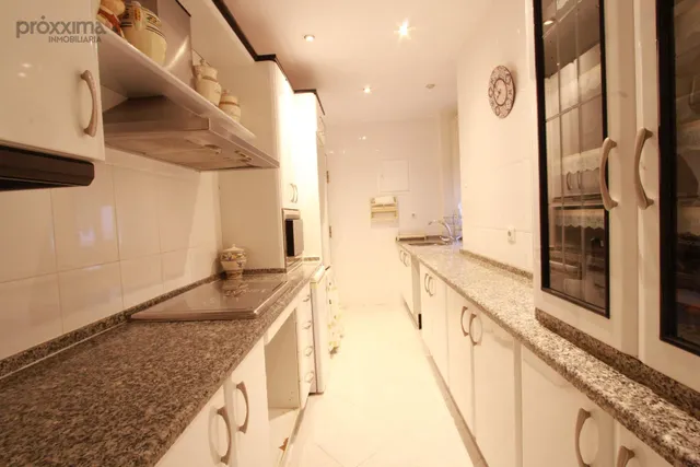 Vivienda con amplia terraza y grandes posibilidades en Los Remedios — 13