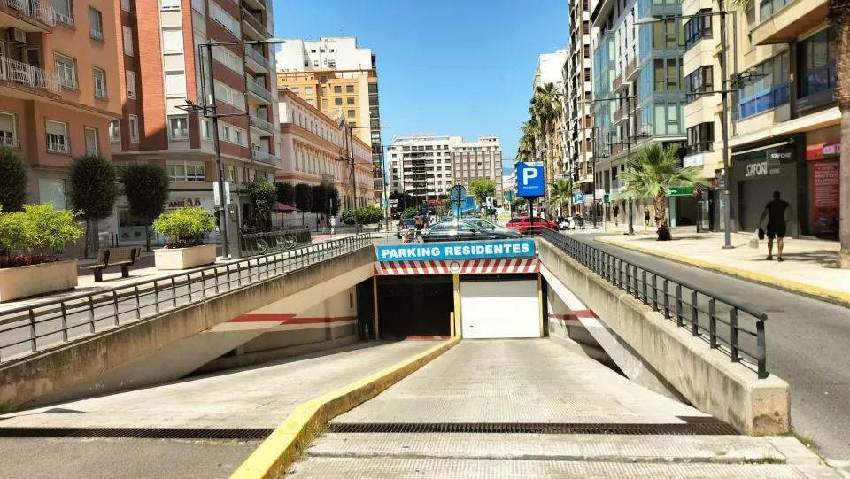 SE VENDE GARAJE EN CONCESION POR 17 AÑOS EN PARKING AVDA REY DON JAIME