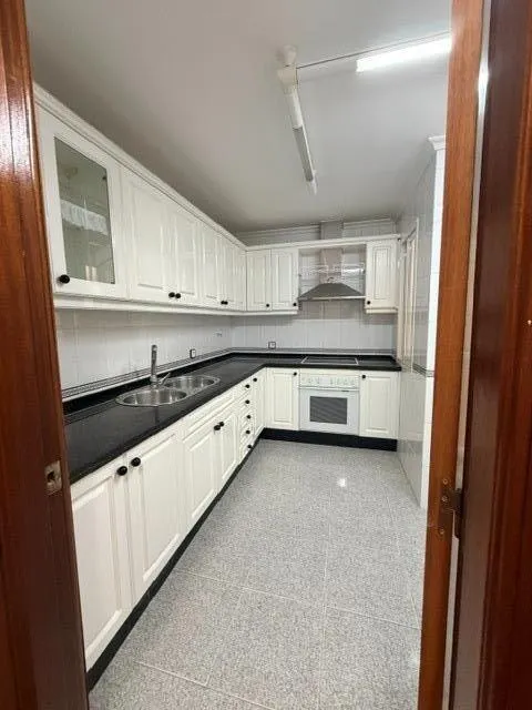 Piso Espacioso y Luminoso en Huerta Rosales - Valdepasillas — 12