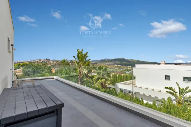 Villa aurena · arquitectura contemporanea, luz y calma mediterranea en javea — 15