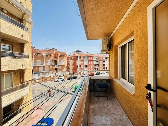 APARTAMENTO REFORMADO A 100 M DE LA PLAYA — 11