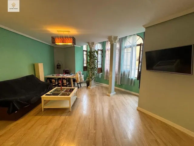 SE VENDE PISO EN ZONA CENTRO (PARTE ANTIGUA) - foto 4