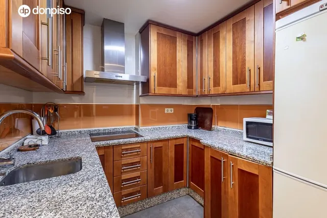 LUMINOSO PISO EN PLANTA ALTA EN ZONA FÍGARES — 7