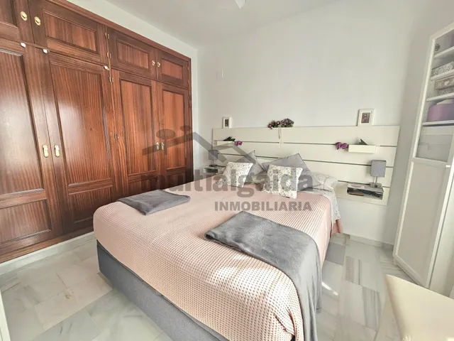 Casa independiente en camino sevilla — 30