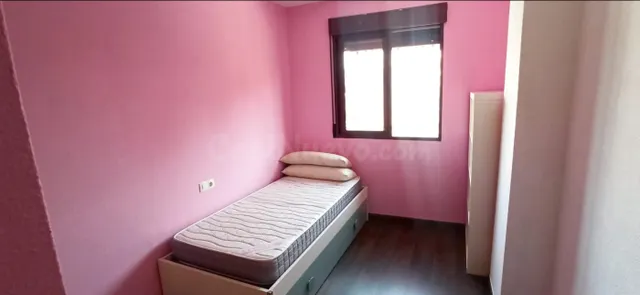 PISO  CON GARAJE Y TRASTERO EN RONDA SUR — 5