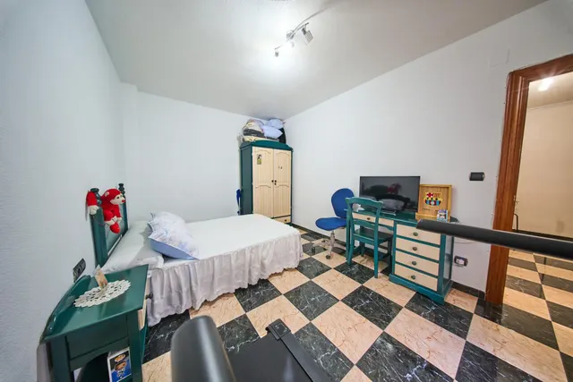 Piso en Albolote (centro) — 16