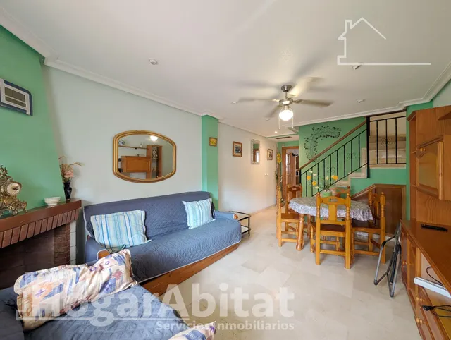 ¡LA GRAN PLAYA! ADOSADO EN RESIDENCIAL, LUMINOSO CON GARAJE, TERRAZA Y PISCINA — 2
