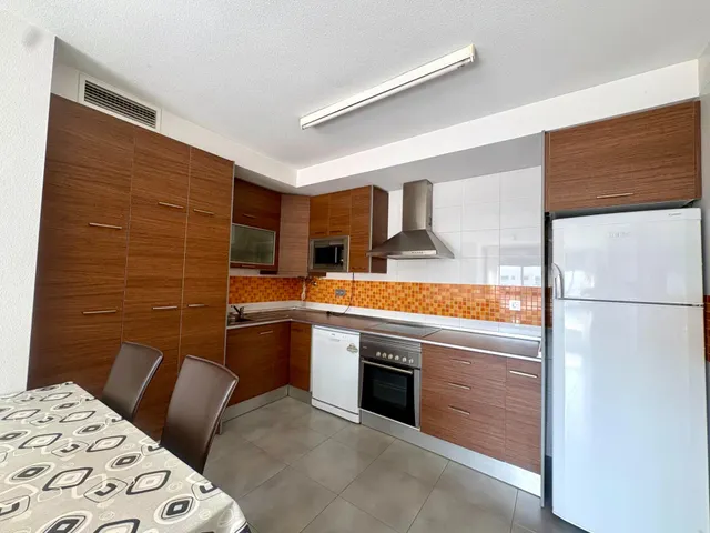 Apartamento de 1 dormitorio con garaje en Juan de Borbón — 10