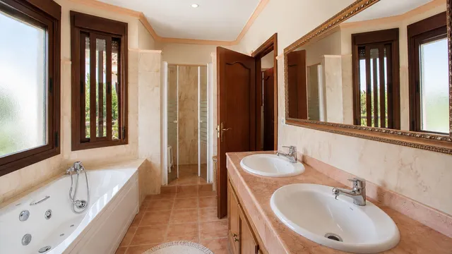Finca rústica 3 habitaciones 562m² en venta - Costa Del Sol — 16