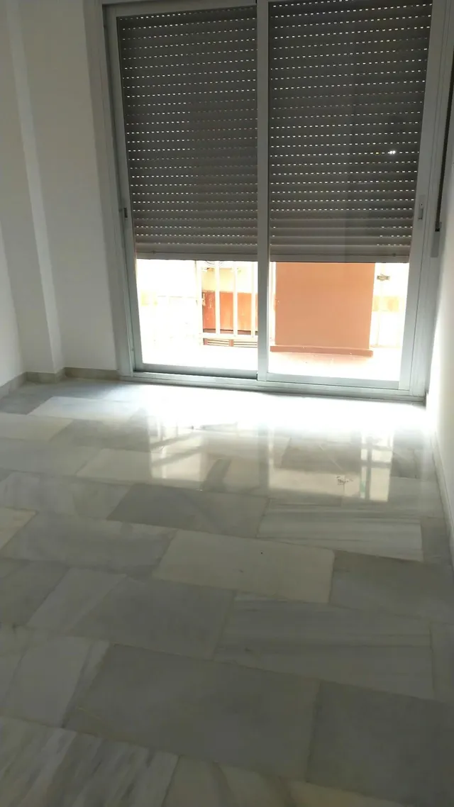 Fuengirola playa, centrico y renovado. Alta rentabilidad. — 9