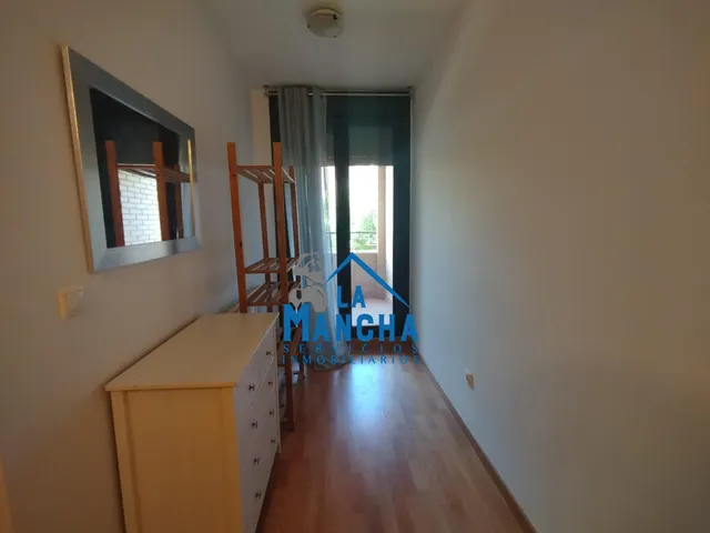 *280.000€* inmobiliaria la mancha vende piso en zona universidad de Albacete — 8