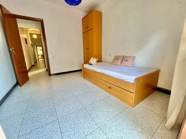 ¡Piso de 3 dormitorios con balcón en San Vicente del Raspeig! — 27