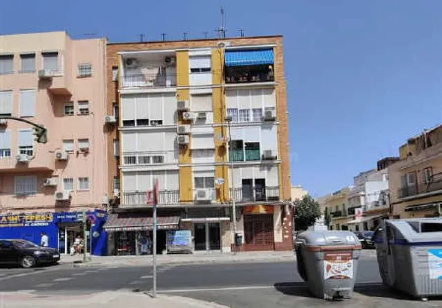 Venta piso en Sevilla — 2