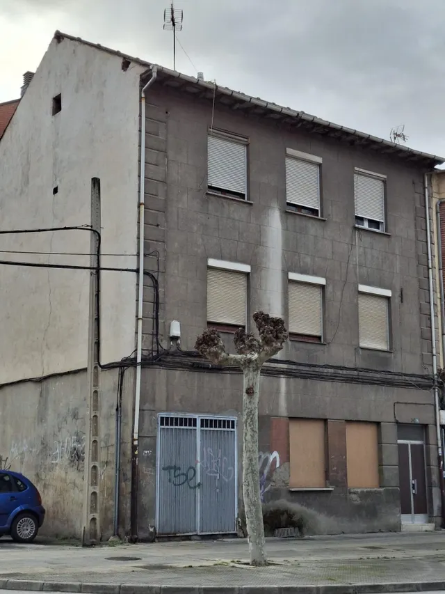 VENTA: Casa Avenida La Cemba — 2