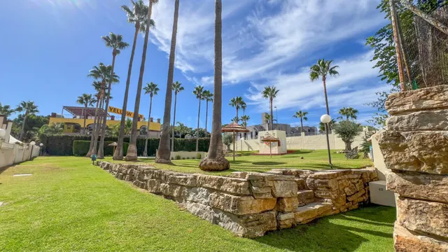 Casa adosada de 4 dormitorios en El Rosario, Marbella — 18