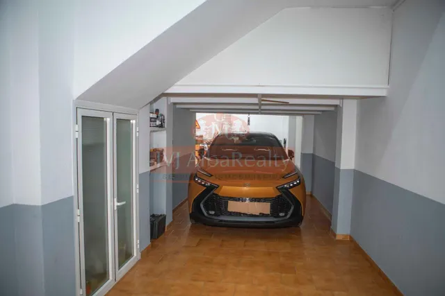 EN VENTA CASA O CHALET INDEPENDIENTE EN ZONA SAN PABLO. — 35