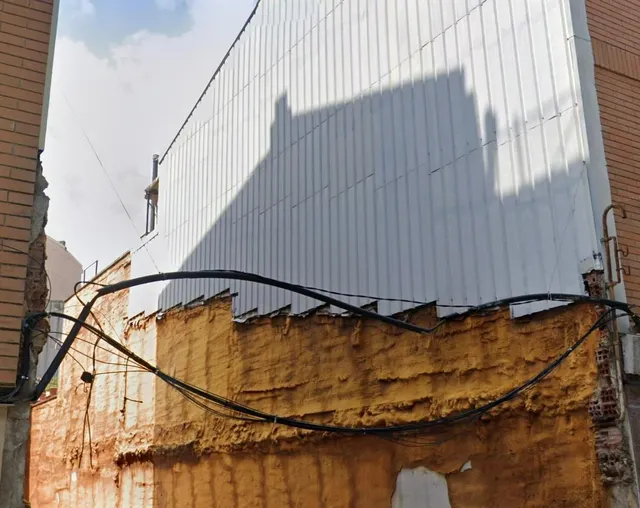 SE VENDE TERRENO EN TERRASSA — 2