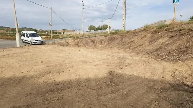 Terreno urbano en Roselló - foto 2