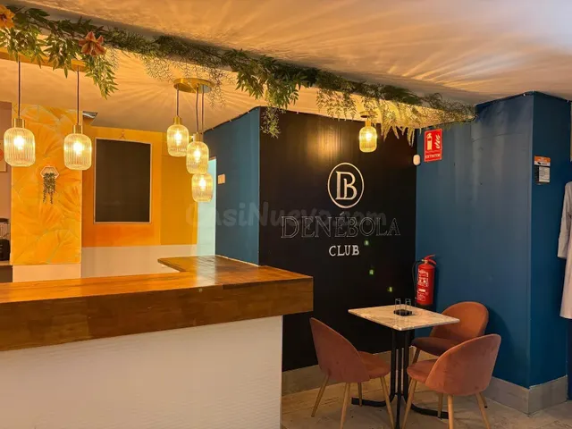 Local comercial 240m² en venta - Centro — 3