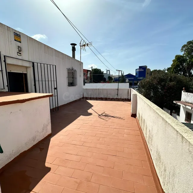 Casa en venta en Los Pastores (Algeciras) — 18
