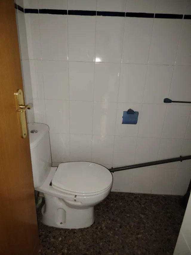 Local comercial en perfecto estado para desarrollar actividad — 22