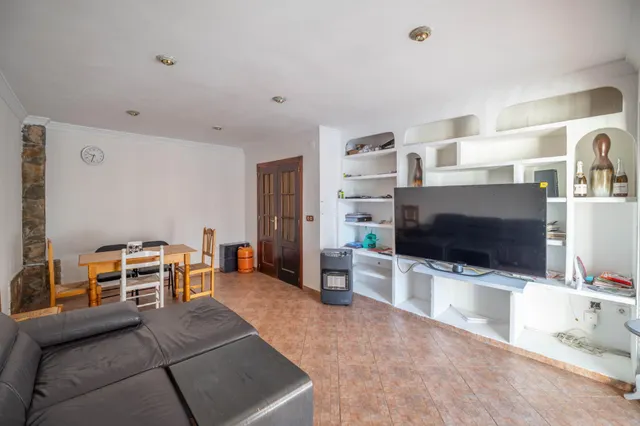 Amplia Casa en Gabia Chica — 18