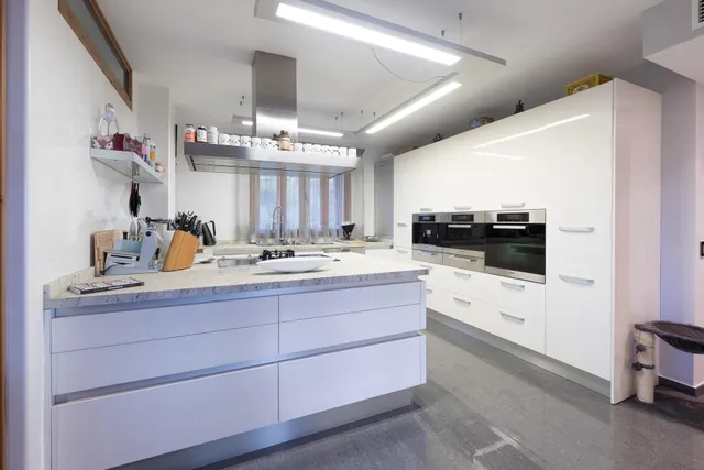 ÁTICO DE 4 habitaciones CON GRAN TERRAZA EN PLANTA, PARKING Y PISCINA COMUNITARIA EN CAS CATALÀ. — 13