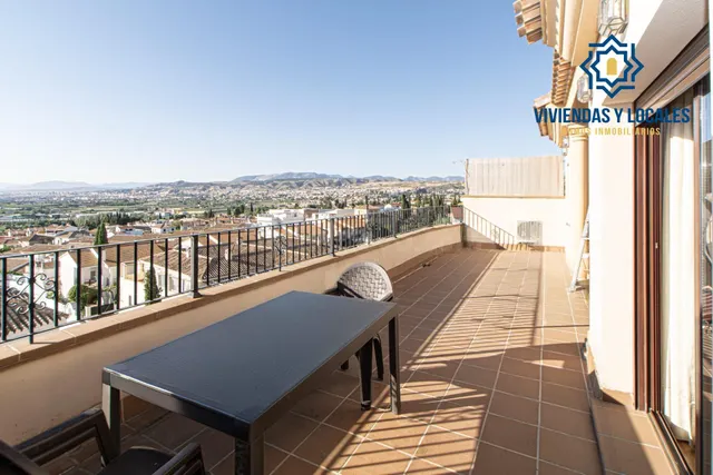 Ático a la venta en La Zubia ¡en rentabilidad! — 2