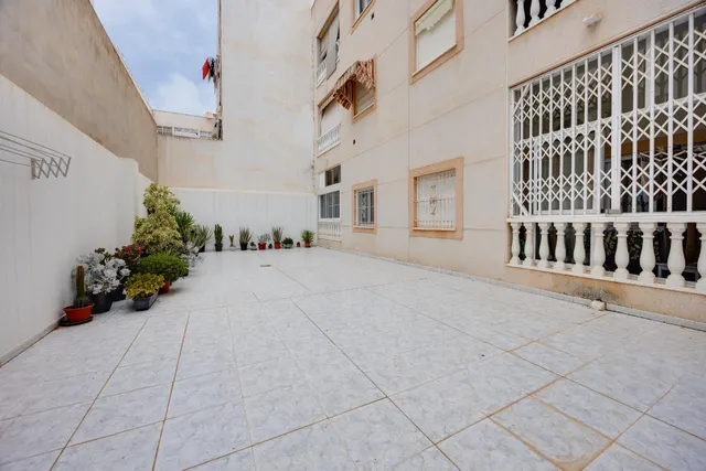 Apartamento reformado de un dormitorio en la Playa de los Locos — 18