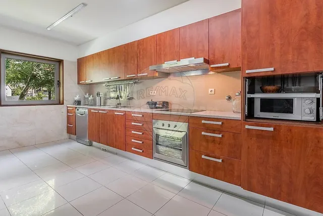 Chalet 3 habitaciones 291m² en venta - Azurém - foto 5