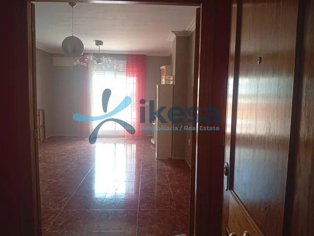 Atractivo Piso de 2 habitaciones en El Ejido Sur — 13