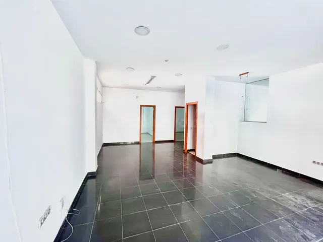 Local comercial 218m² en venta - Andalucia - foto 5