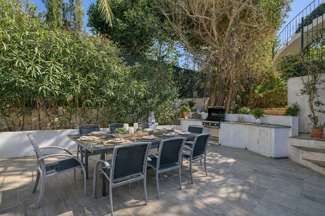 Villa Bosque. Villa de cinco dormitorios en venta en Jávea. — 21