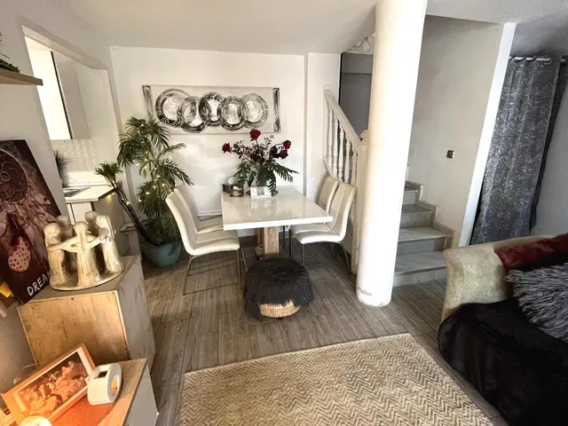 Villa independiente totalmente renovada con apartamento independiente y piscina en La Zenia!!! — 42
