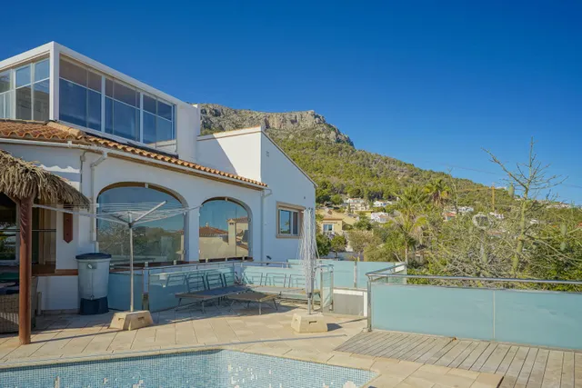Villa 3 habitaciones 529m² en venta - Cucarres — 44