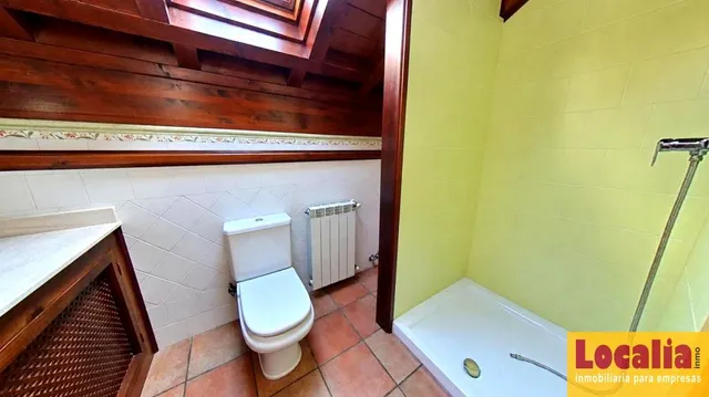 Chalet: amplitud, luz y carácter junto a la costa cántabra — 29