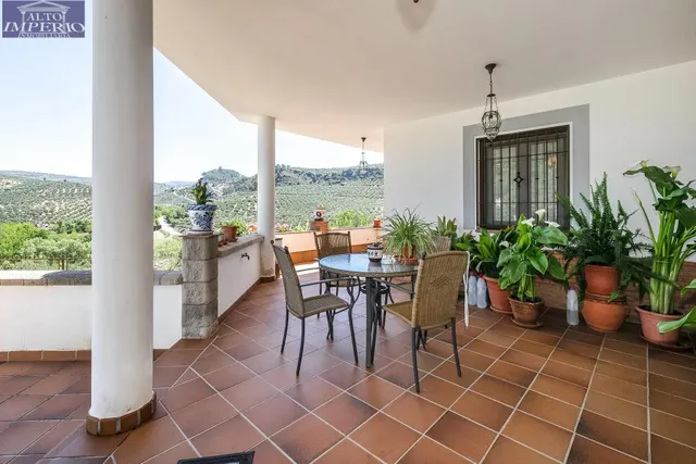 Casa con terreno ubicada en plena naturaleza, a tan solo 2km - foto 4