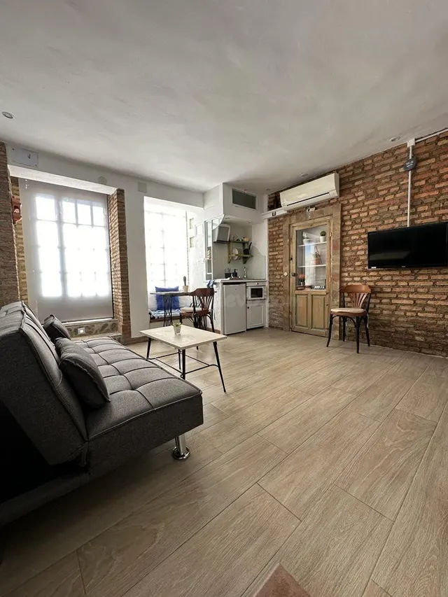 Apartamento amueblado en alquiler