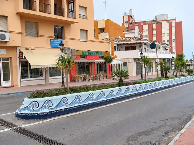 OFICINA EN ALQUILER EN PLENO CENTRO DE SABINILLAS — 5