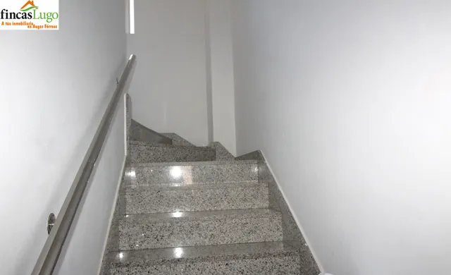 CASA REFORMADA AL LADO DE A PONTE ROMANA. — 19