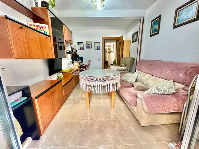¡¡Piso Reformado de 4 habitaciones y 2 Baños en Carolinas, Alicante!! — 19