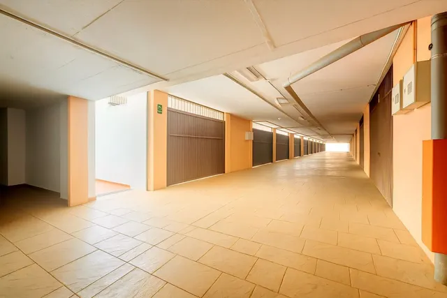 Adosado 4 habitaciones 382m² en venta - Centro — 30