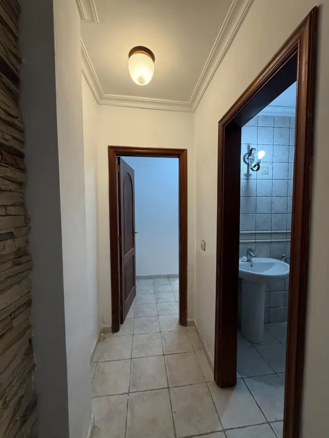 Villa con carácter, piscina privada y vistas al mar en Costa Adeje — 32
