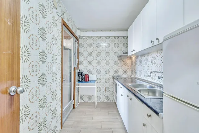 Apartamento de 1 dormitorio en Benidorm — 2