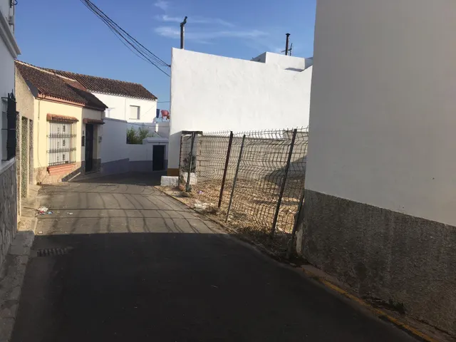 Oportunidad para construir - terreno urbanizable con proyecto. — 11